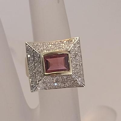 14 Karat Yellow Gold and Gemstone Ring- Size 3 1/4- Approx Weight 8.6 Grams (#12)