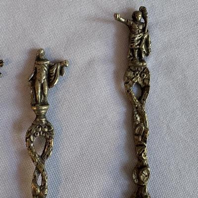 Ornate Silver Utensil Variety (GB-DZ)