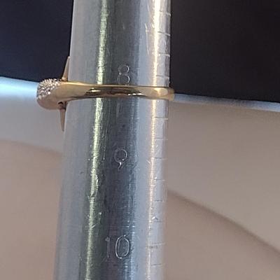 10 Karat Yellow Gold and Gemstone Ring- Size 8 1/4- Approx Weight 3.6 Grams (#17)