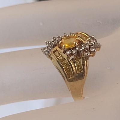 10 Karat Yellow Gold and Gemstone Ring- Size 6- Approx Weight 3.7 Grams (#20)
