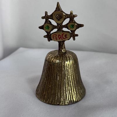Ceramic Passover Seder Plate and Other Jewish Ceremonial Items (GB-DZ)
