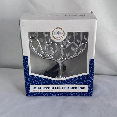 Ceramic Passover Seder Plate and Other Jewish Ceremonial Items (GB-DZ)