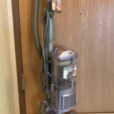 Navigator SHARK Vacuum Cleaner
