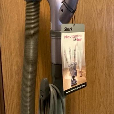 Navigator SHARK Vacuum Cleaner