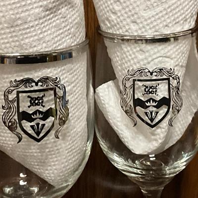 Set of 4 Large, and 12 Regular Wine Glasses Crest, See next picture
