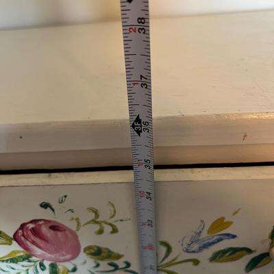 Vintage Shabby Chic Painted Wooden Chest of Drawers Dresser
