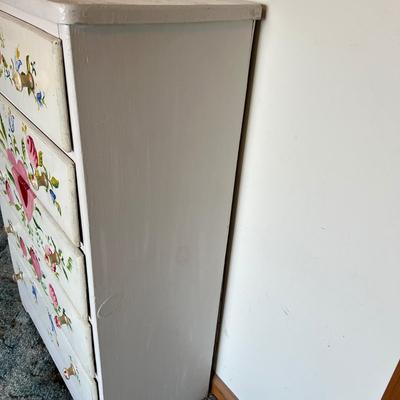 Vintage Shabby Chic Painted Wooden Chest of Drawers Dresser