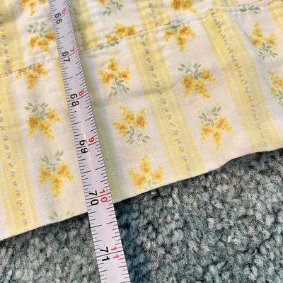 Vintage Square Embroidered Quilt Blanket