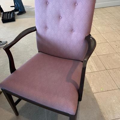 Table, six chairs with three leaves & pads