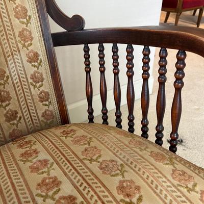 Awesome Parlor Chair