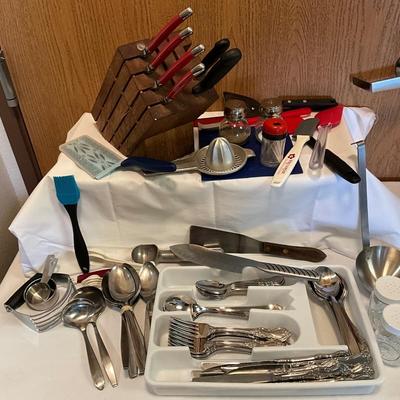Kitchen silverware, knives, serving utensils