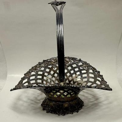 Vintage Silverplate Lattice Bride's Basket Meriden Rogers 2039 USA
