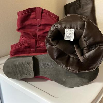 Boots, Rampage and Trend Report, size 9