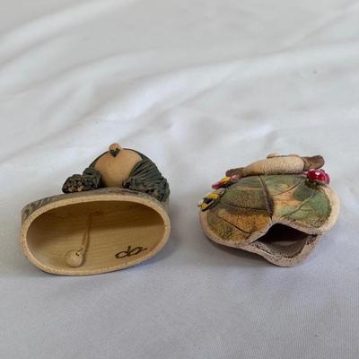 Ceramic Figurine Bells and More (LR-DZ)