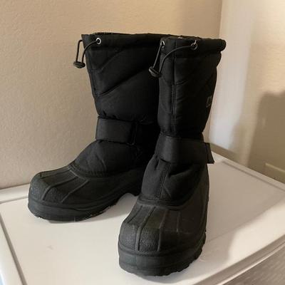 Ozark Trail Winter Boots, size 9