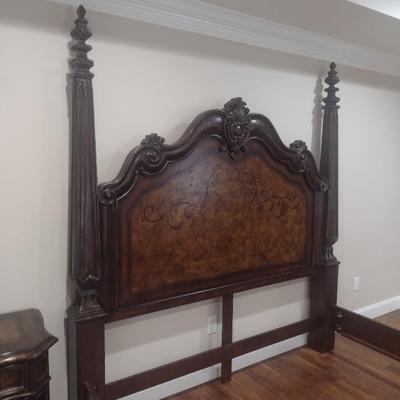 Impressive Hooker Brand King Sized Four Poster Bed Head and Footboard Set with Side Rails