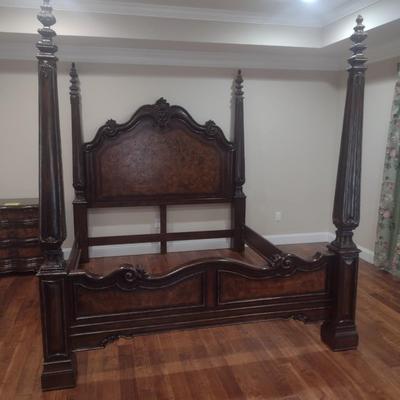 Impressive Hooker Brand King Sized Four Poster Bed Head and Footboard Set with Side Rails
