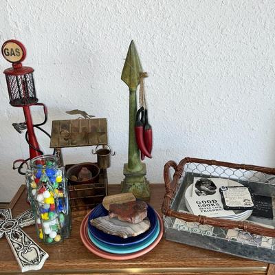 Cool miscellaneous décor