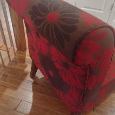 Avenue Six Floral Pattern Upholstered Sitting Chair Choice A