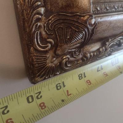 Decorative Frame Panel Wall Mirror with Oval Looking Glass
