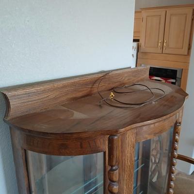 Antique Oak Curio Cabinet – Claw Feet & Spiral Columns - glass shelves - lite up display - Includes key!