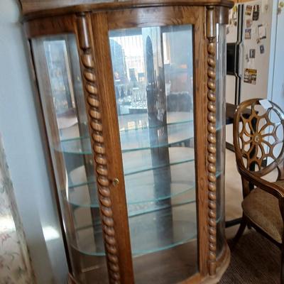 Antique Oak Curio Cabinet – Claw Feet & Spiral Columns - glass shelves - lite up display - Includes key!