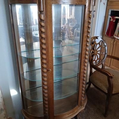 Antique Oak Curio Cabinet – Claw Feet & Spiral Columns - glass shelves - lite up display - Includes key!