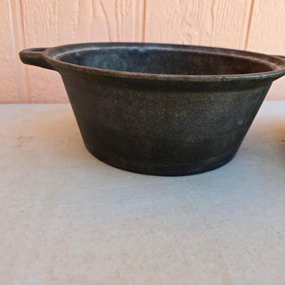 Vintage Cast Iron Cookware duo with a lid that fits both
