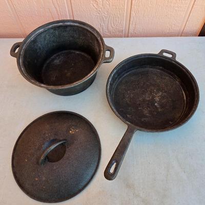 Vintage Cast Iron Cookware duo with a lid that fits both