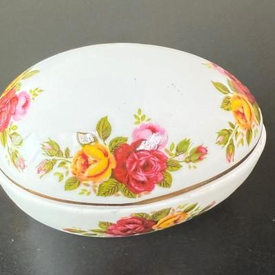Vintage Ceramic Egg Trinket BoxCountry Rose Floral