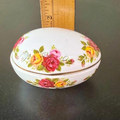 Vintage Ceramic Egg Trinket BoxCountry Rose Floral