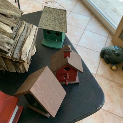 Birdhouses Lot