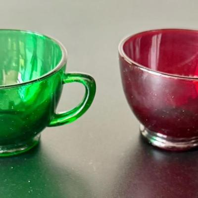 Vintage Anchor Hocking Royal Ruby Red and Forest Green Depression Glass Cups Set of 8
