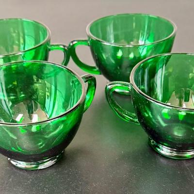 Vintage Anchor Hocking Royal Ruby Red and Forest Green Depression Glass Cups Set of 8