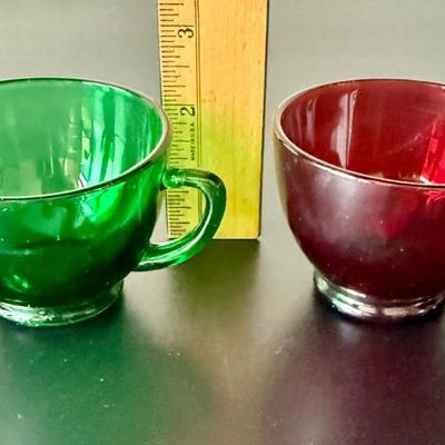 Vintage Anchor Hocking Royal Ruby Red and Forest Green Depression Glass Cups Set of 8