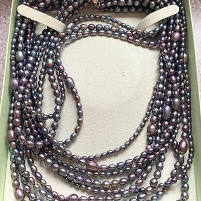 Ross-Simmons Graduated Black Freshwater Pearls