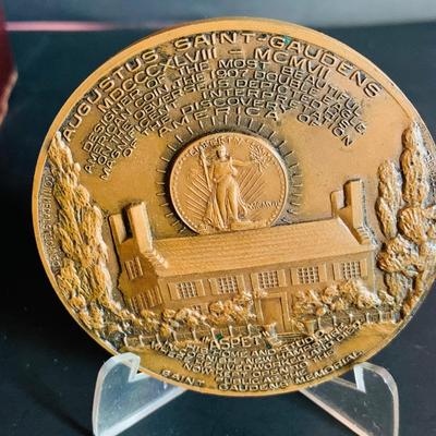 LOT 307: Franklin Mint Christopher Columbus 500 Anniversary Chronometer and Bronze Columbus Medal