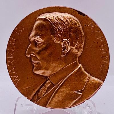 LOT 314: Assortment of Bronze Medals Featuring US Presidents and More