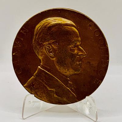 LOT 314: Assortment of Bronze Medals Featuring US Presidents and More