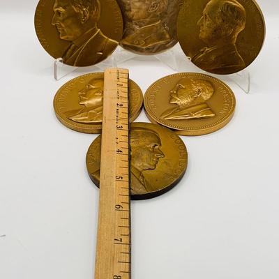 LOT 314: Assortment of Bronze Medals Featuring US Presidents and More