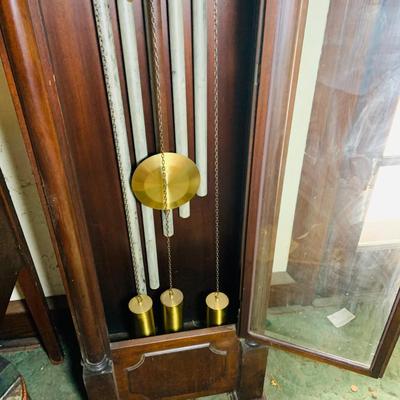 LOT 315: Vintage Seth Thomas Grandfather Clock