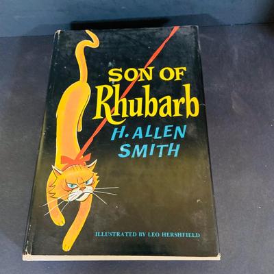 LOT317: Collection of Vintage Books H. Allen Smith/Leo Hershfield and More