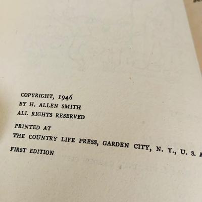 LOT317: Collection of Vintage Books H. Allen Smith/Leo Hershfield and More