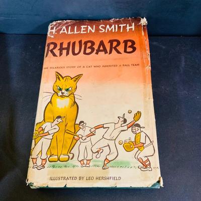 LOT317: Collection of Vintage Books H. Allen Smith/Leo Hershfield and More