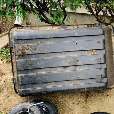 LOT 320: Unassembled Gorilla Lawn Cart