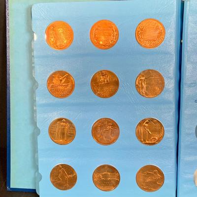 LOT 386: US Mint Medals Of the Presidents Washington to Regan (40 Medals)