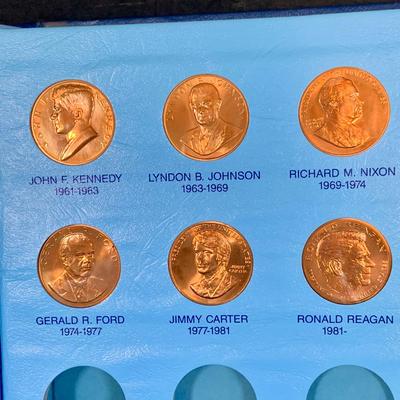 LOT 386: US Mint Medals Of the Presidents Washington to Regan (40 Medals)
