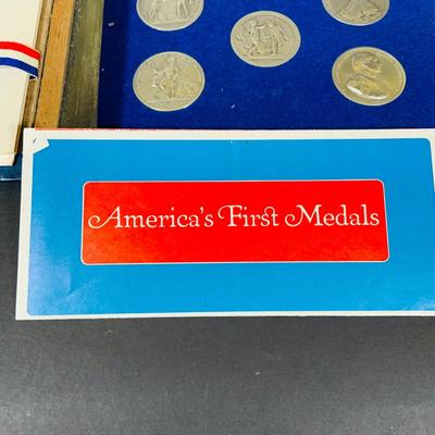 LOT 389: Collection of Medals Commemorating Battles of the American Revolution from 1973