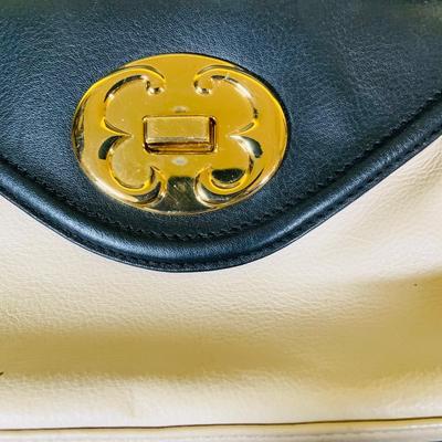 LOT 392: Collection of Vintage Leather Purses/Handbags, by Fossil, Aigner, Emma Fox and More