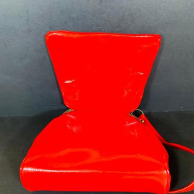 LOT 393: Collection of Vintage Evening Clutches, Purses and More